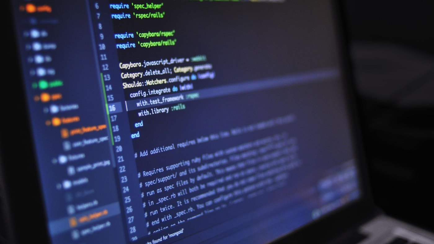 Écran de code pour illustrer la création d’agents IA